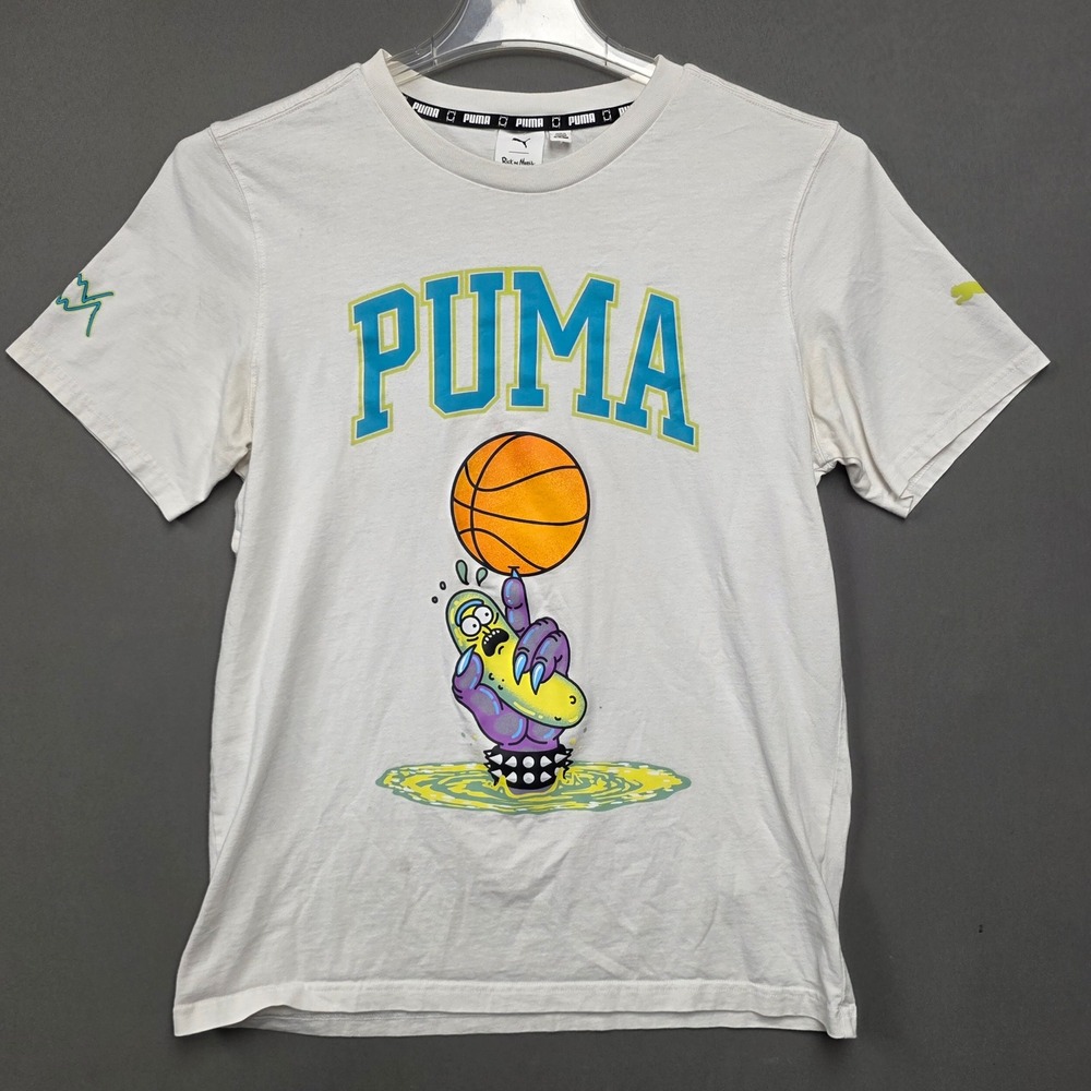 Puma T-Shirt Men's Rick and Morty Pickle Rick Basketball Graphic White Size S